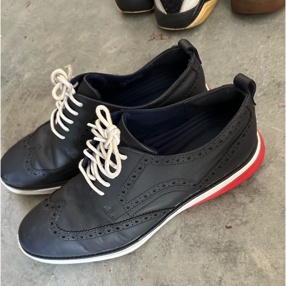 Men’s Cole Haan business casual comfortable shoe size 11